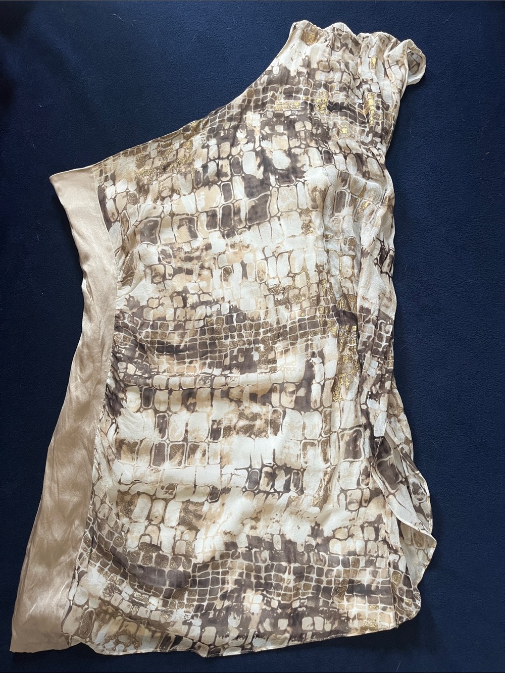 bebe One-Shoulder Beige, brown and gold Printed Dress